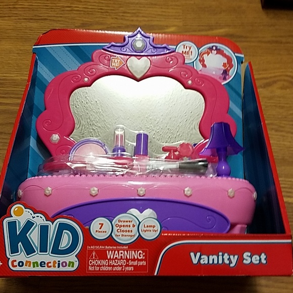 Other Vanity Set W Light Up Mirror Lamp Music Drawer Poshmark poshmark